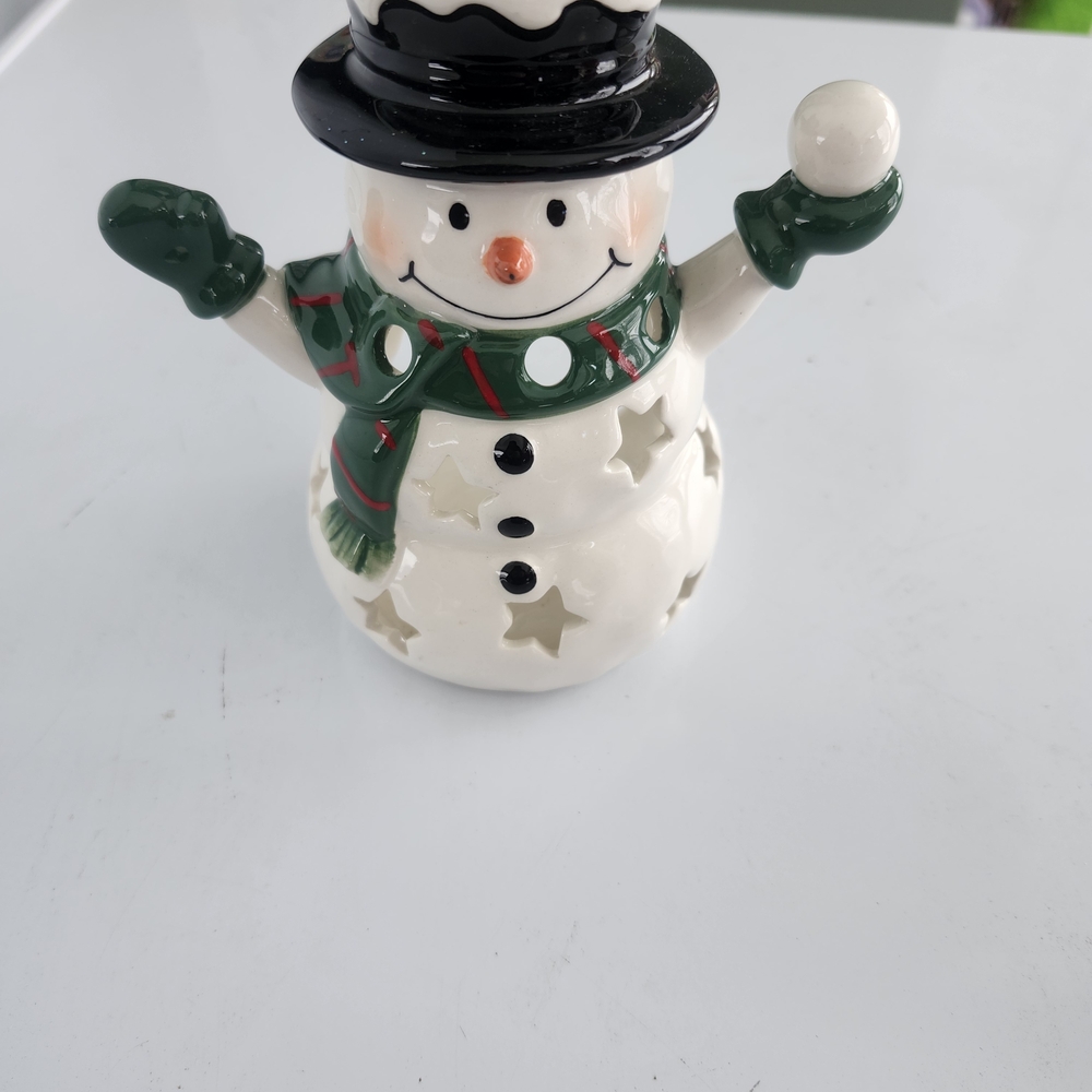 Ceramic Snowman Candle Holder Christmas Winter Holiday Decor White Green  Descri